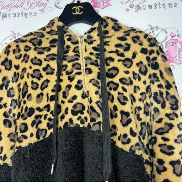 Cheetah fleece pull over hoodie half zip soft Sherpa style sweater. - Picture 5 of 6